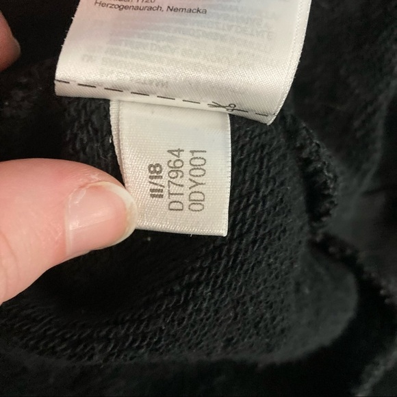 Adidas Classic Logo Essentials Sweatshirt - Black - Sz SM - Picture 7 of 7